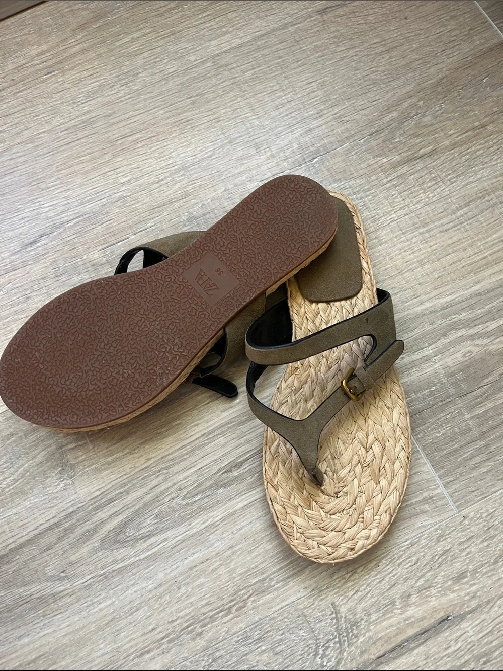 ZARA Olive Braided Espadrille Thong Sandals with Gold Buckles - Picture 2 of 4